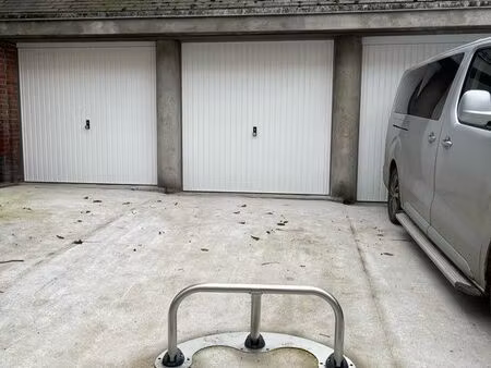 garage à louer