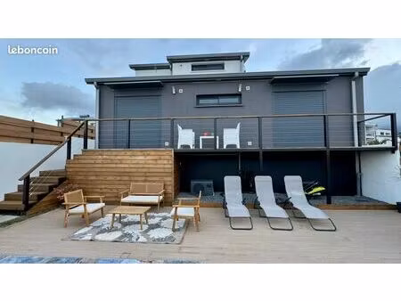 belle maison avec piscine