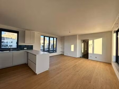 appartement à louer à molenbeek-saint-jean € 1.200 (lj6mp) - latour & petit bxl location |