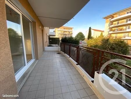 appartement 2 pièces 73 m²