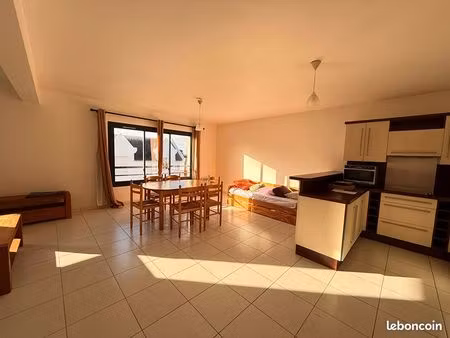 appartement 2 pièces 71 m²