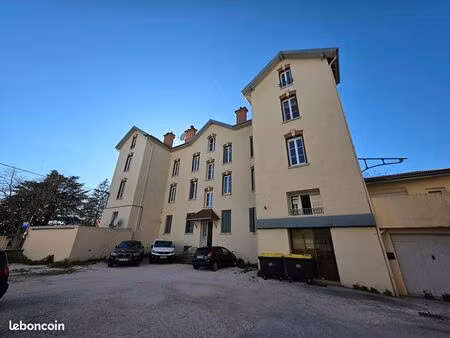 appartement 3 pièces 68 m²