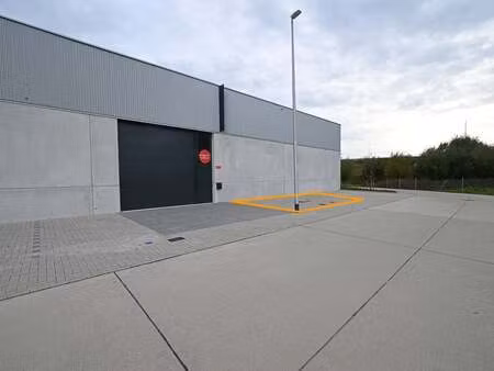 bien professionnel à louer à hooglede € 900 (lj52s) - verjon bv | zimmo