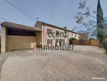 mas 4 pièces 100 m²