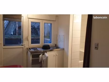 studio 1 pièce 14 m²