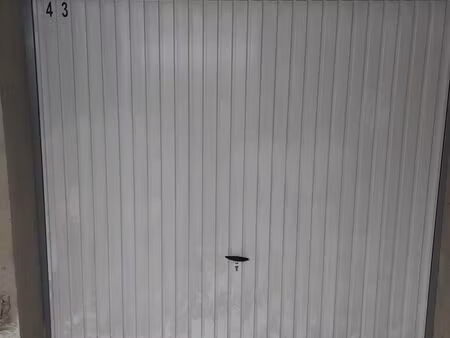 garage/box 13 m² annemasse