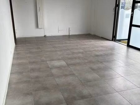 local d'activités à louer