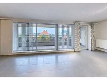 lumineux appartement 2 chambres avec terrasse orientée sud