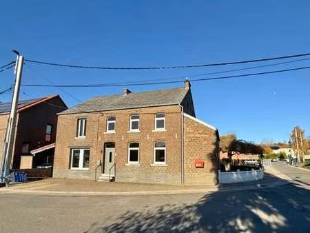 charmante maison remise à neuf