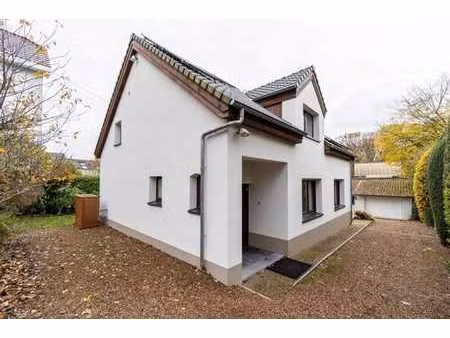 villa avec annexe dans clos calme!