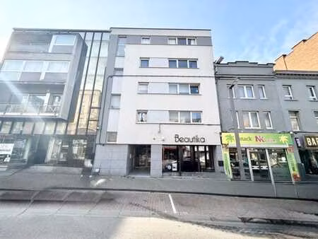 immeuble de rapport contemporain tres recent