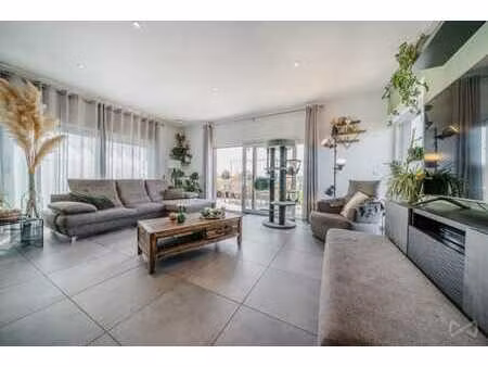 magnifique penthouse d'exception avec vue 360°