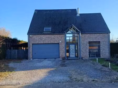 a partir de 470000 euros - villa