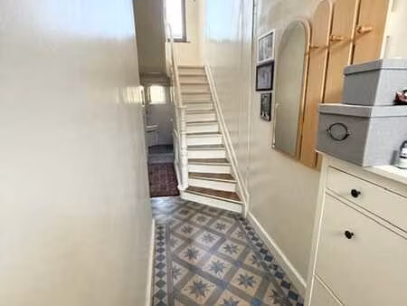 maison unifamiliale 5 chambres + terrasse + jardin