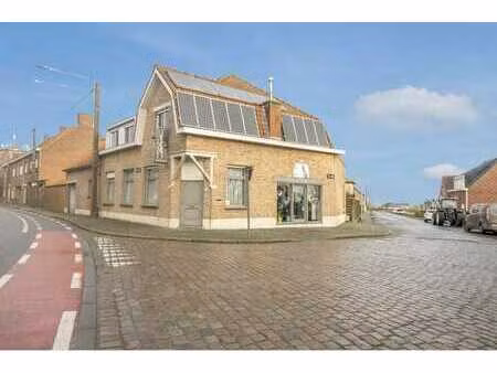 ruime hoekwoning met gunstig epc en veel potentieel