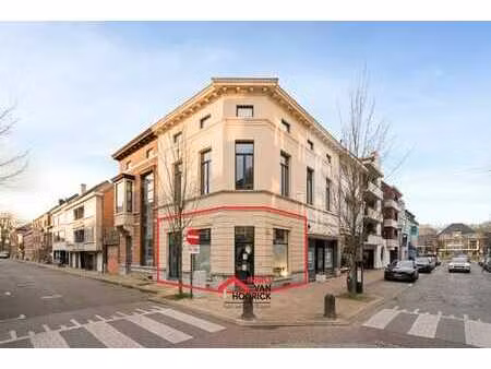 handelspand / kantoorruimte in centrum lokeren