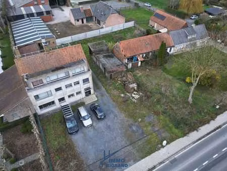 projectgrond te heestert voor twee halfopen woningen met ...