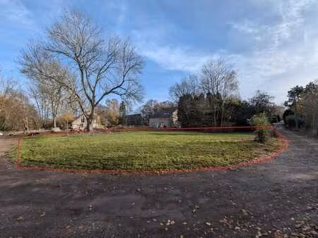 terrain à saint-georges-sur-meuse