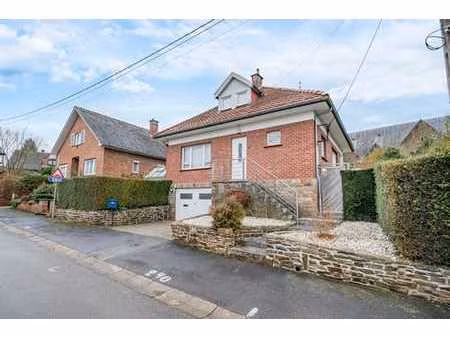 charmante villa 4 façades dans un clos résidentiel calme!