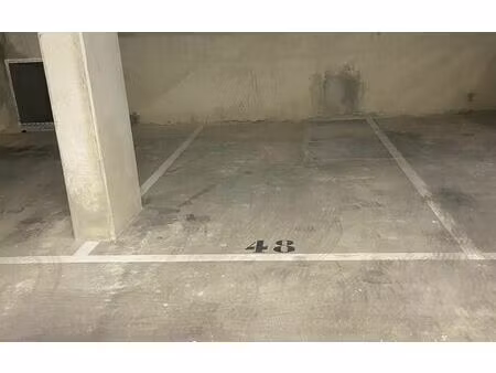 location stationnement  m² t- à bezons  60 €