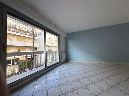 location appartement 1 pièce 25 m² à chelles (77500)