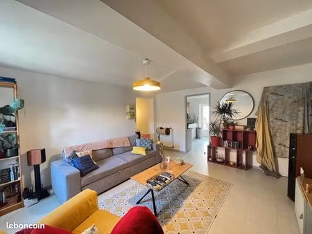 appartement 3 pièces 74 m²