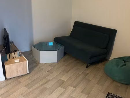 appartement meublé 28 m² à louer – saint-maurice-le-girard