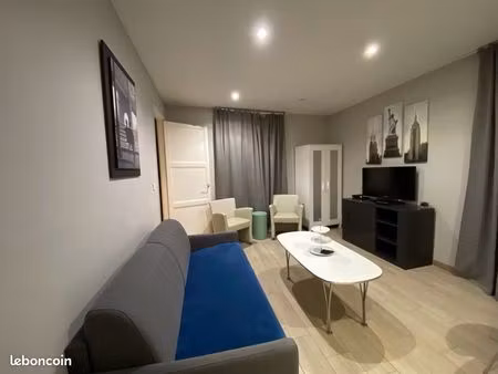 apparemment 2 pièce meuble  rue alphonse karr  nice centre