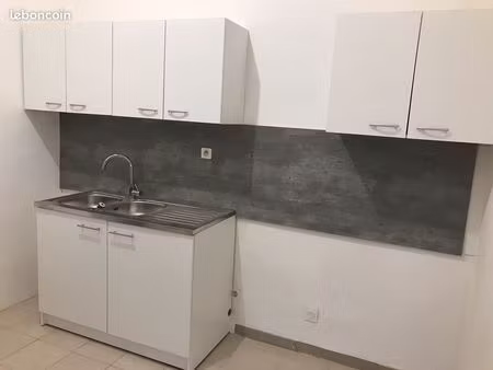 nimes p3 + gde terrasse qt fac hoche / mt duplan