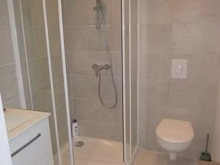 st andre les alpes t2 location