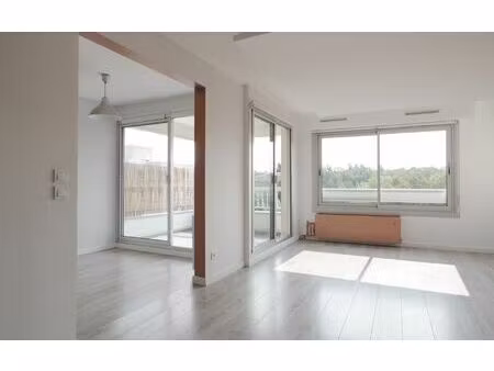 location appartement  m² t-3 à fontaines-sur-saône  1 075 €