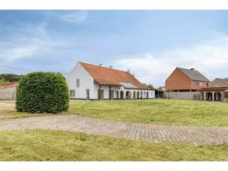 te renoveren hoeve te koop in lichtaart op ruim perceel