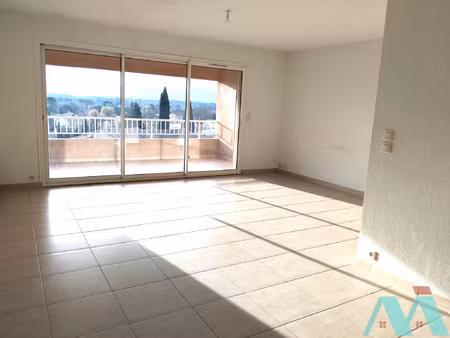 a louer - appartement t4 à le cannet des maures