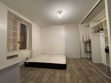 studio à rénover  opportunité  rare à saint-leu-la-forêt