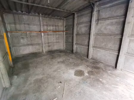 parking / box grignon