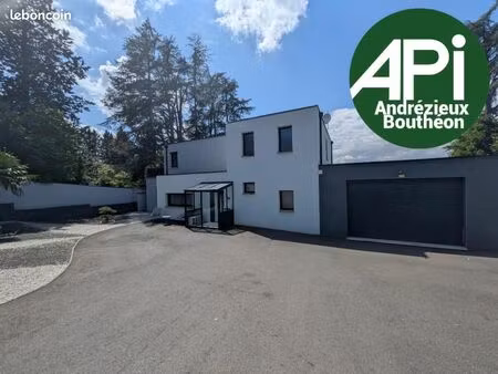 maison 6 pièces 178 m²