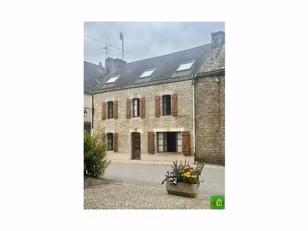 maison de bourg - 142m ²