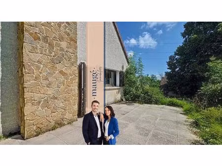 maison - 7 chambres - sous sol complet - cave - buanderie - double garage - terrasses - pi