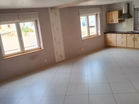 a louer lumineux 3 pieces