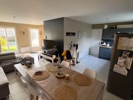 maison avec 3 chambres