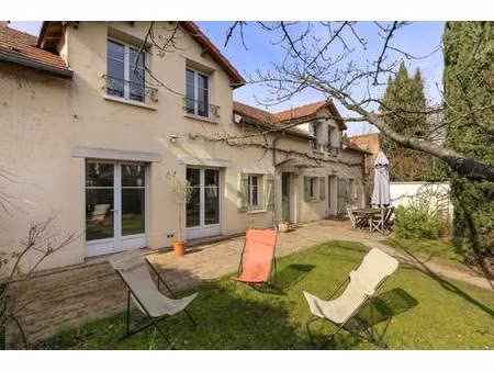 vendu - maison 8 pièces 187 m2 colombes