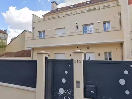 vendu - maison 8 pièces 280 m2 colombes