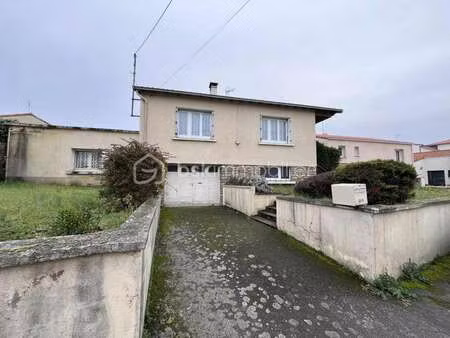 vente maison à gesté (49600) : à vendre / 74m² gesté