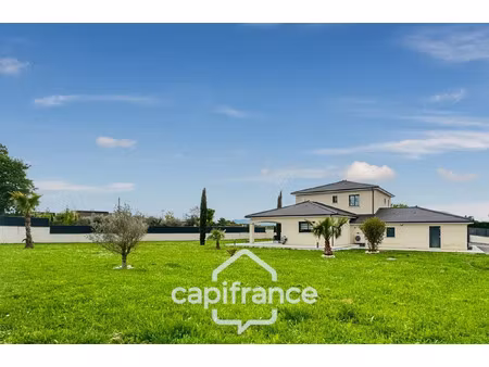 maison à vendre clonas sur vareze 7 pièce(s) 275m2 496 000€