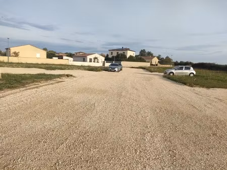 vente terrain 180 m² à fons (30730)  69 900 €