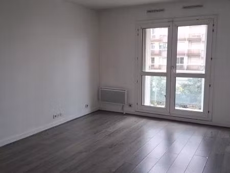 studio à le kremlin-bicêtre (94270)