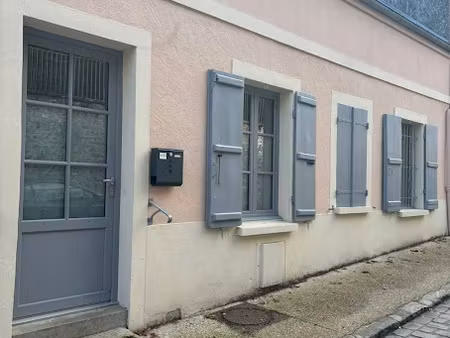 location maison 3 pièces 63.55 m² à montfort-l'amaury (78490)  1 400 €