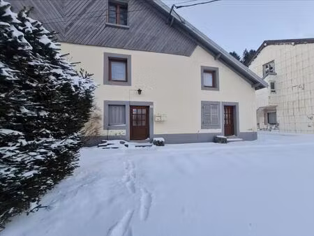 appartement 3 pièces  jardin et parking