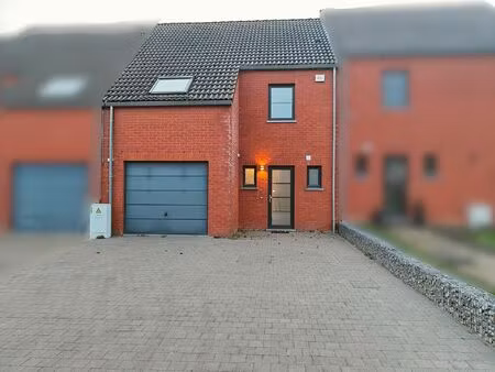 maison à louer à sentier de la ferme 54 gilly (vbd69035)