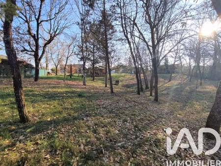 vente terrain 882 m²